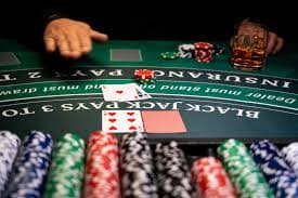 Antarmuka meja permainan AduQ di xlslot